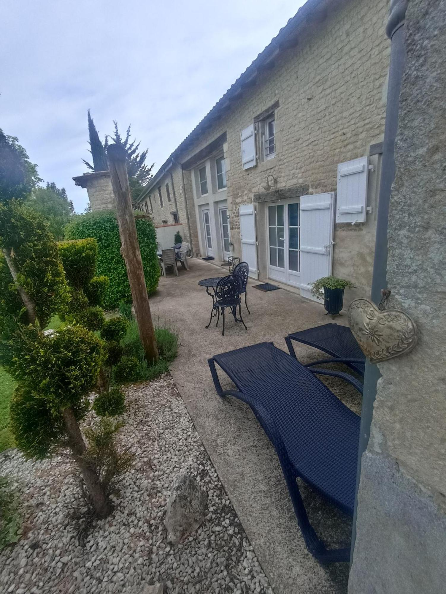 Gite De Charme Dans Ancienne Seigneurie Le Pin-Saint-Denis Bagian luar foto